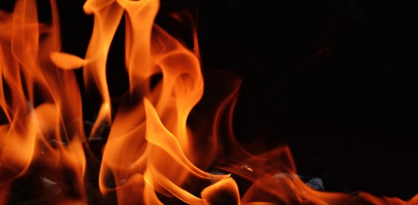 Jak należy postępować w przypadku pożaru mieszkania?
